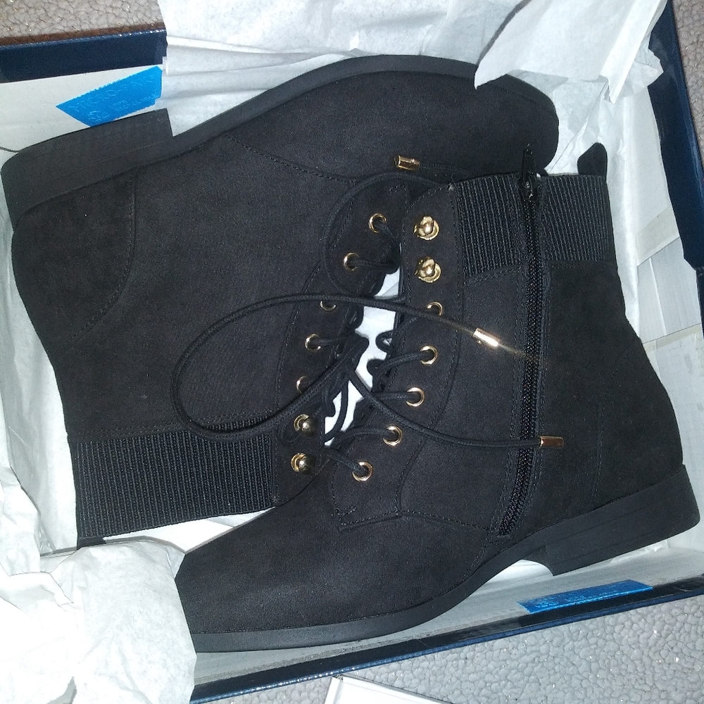 Karen Scott Black Boots size 8M